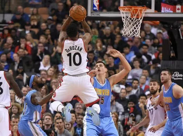 是美巡赛做 是美巡赛做