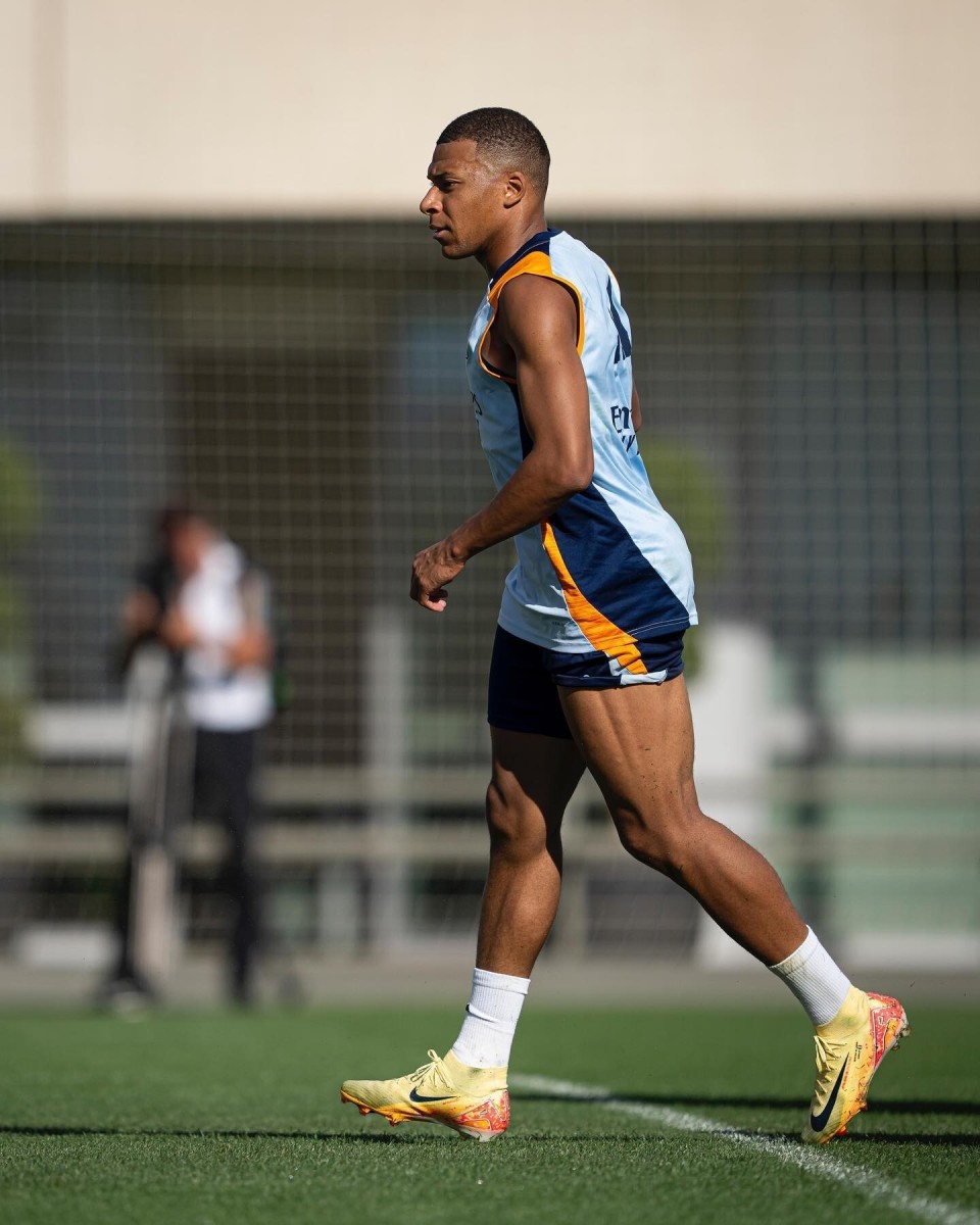 以两回合定 以两回合定